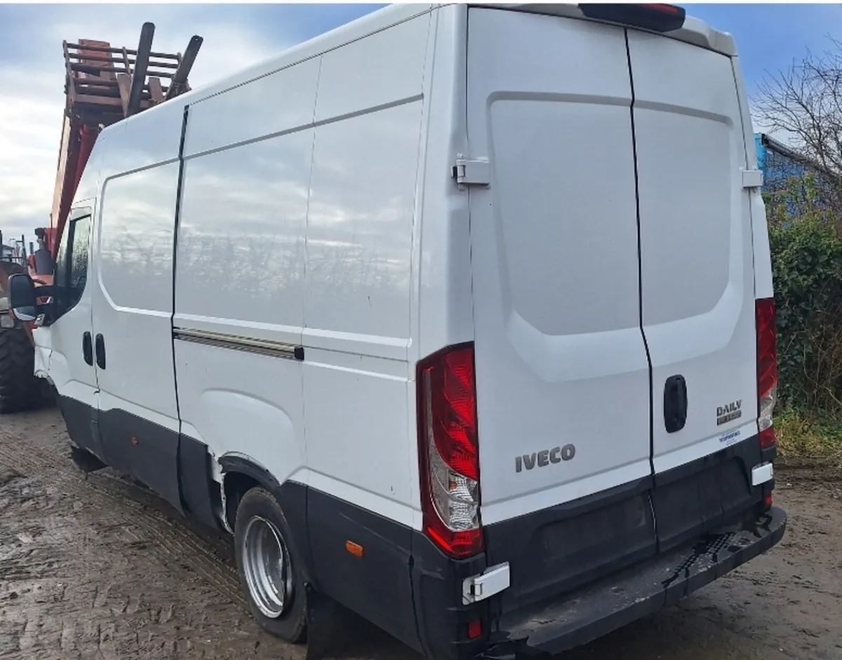 2023 Iveco Daily 35.140 For Dismantling - Image 3