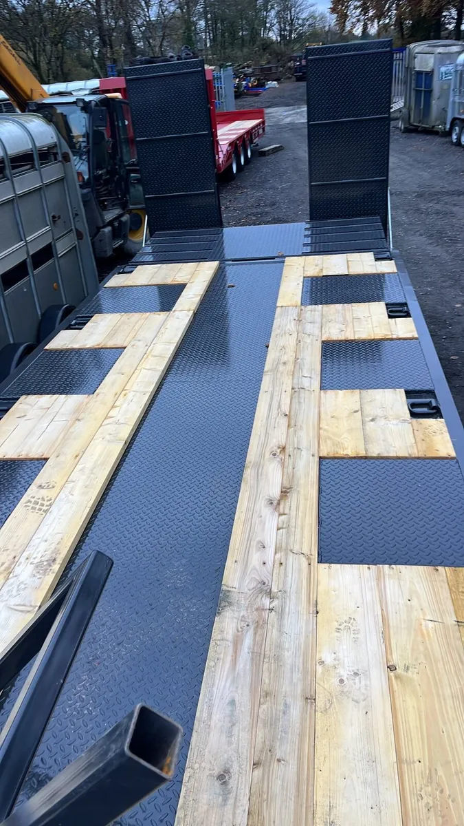 MCKEE  LOW LOADERS - Image 4