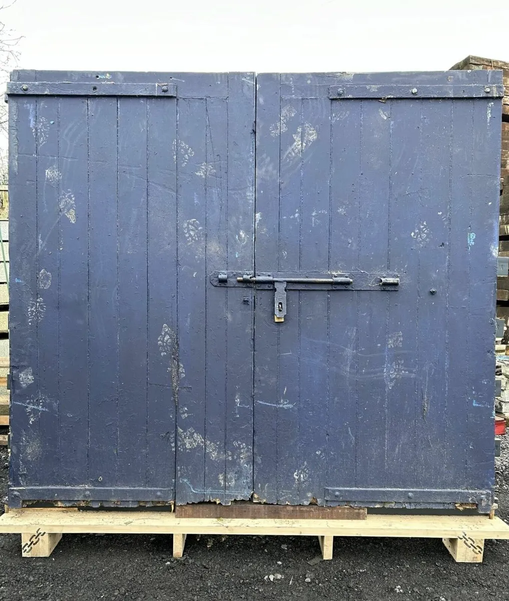 Large Wooden Doors Anglesea Road RDS - Image 1