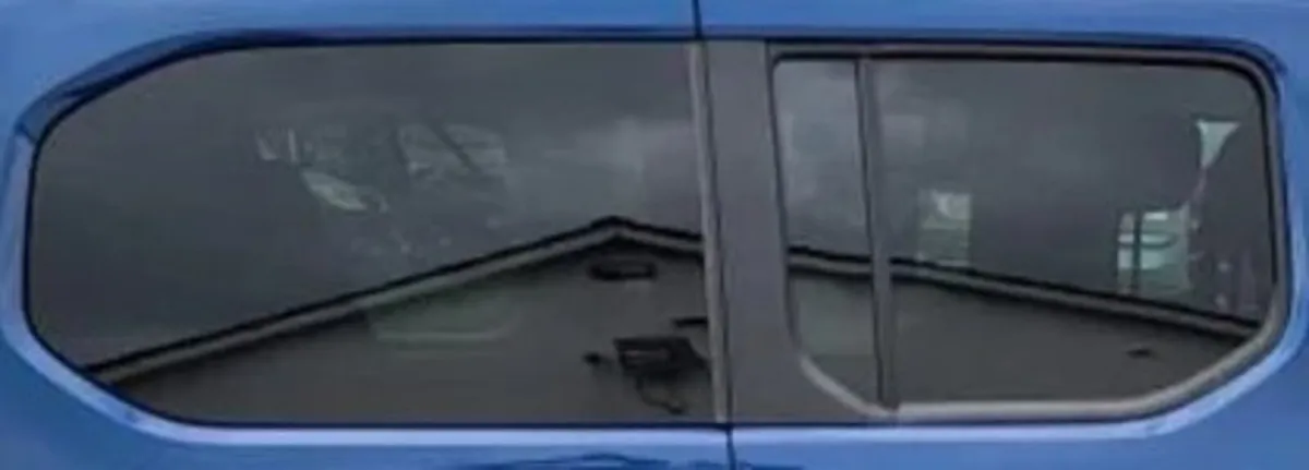 Panes of Auto Glass - Image 2