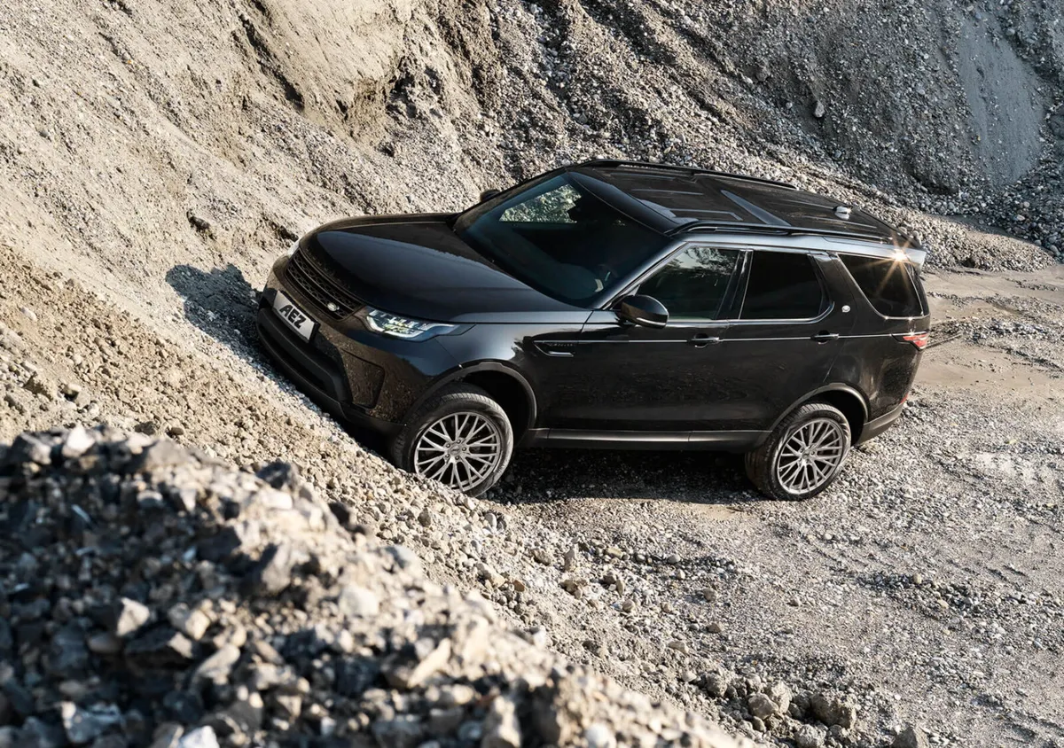 Land Rover Discovery alloy wheels by Aez Leipzig - Image 2