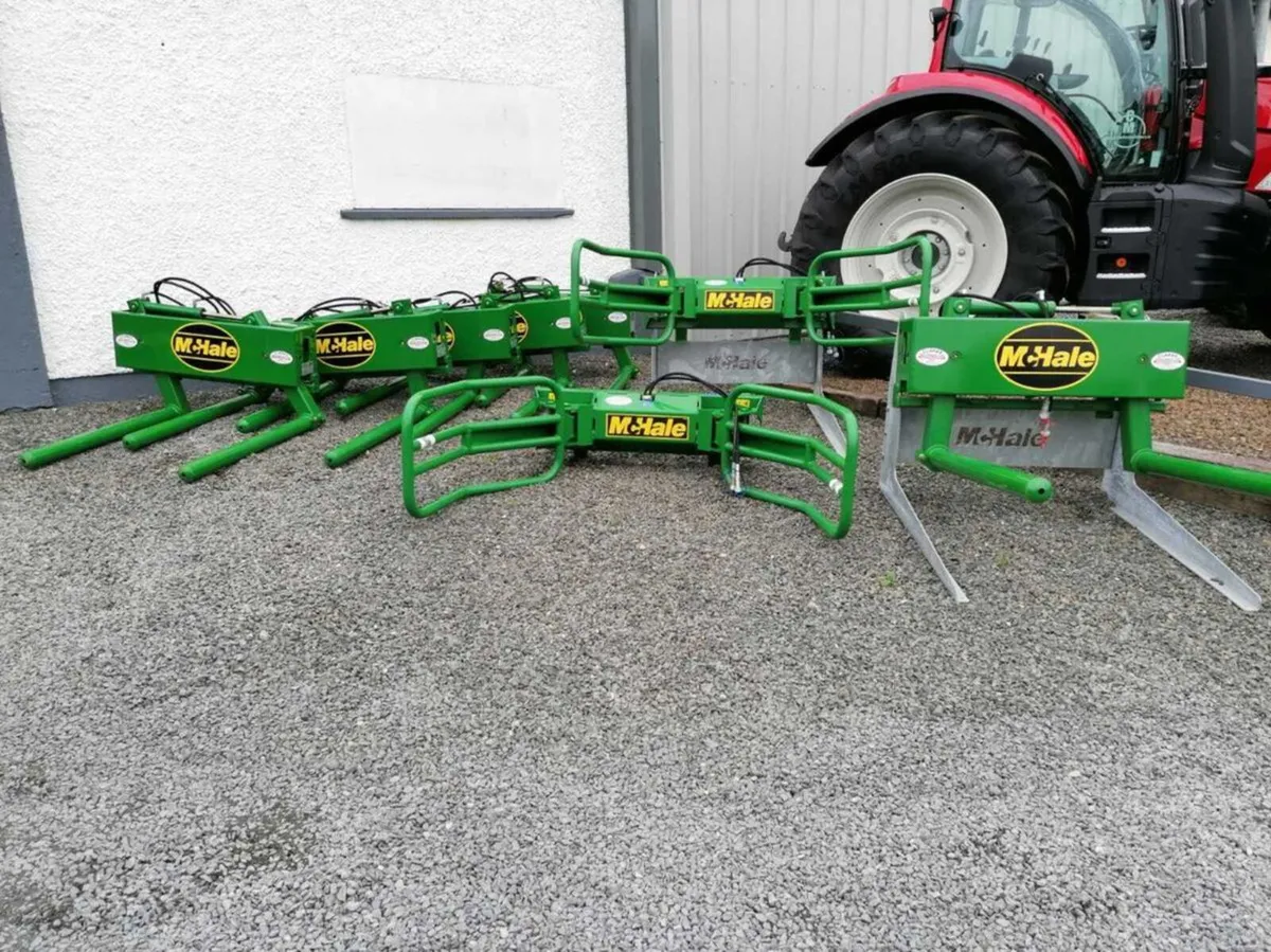 McHale 691 Bale Handler