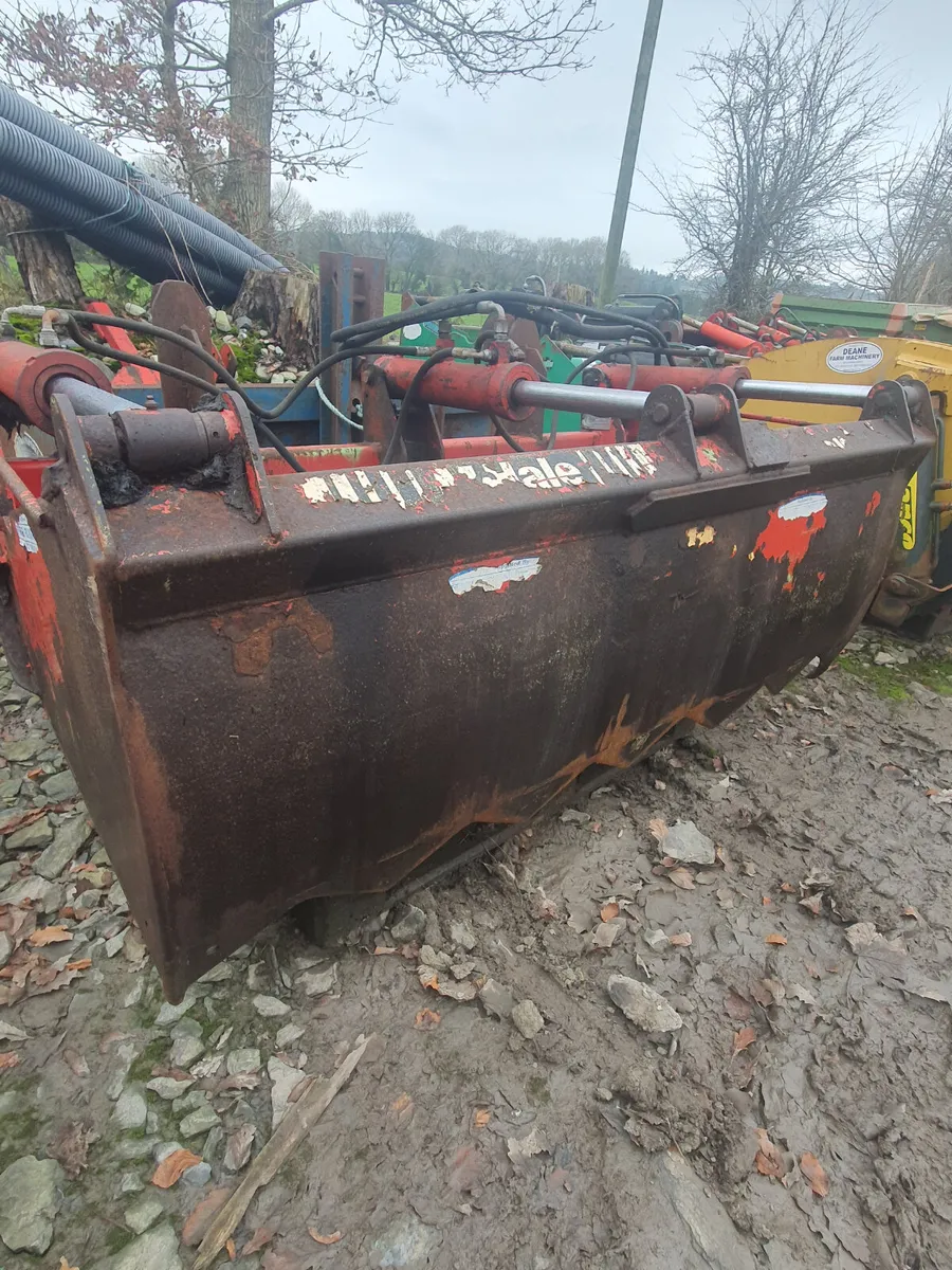 McHale 2m Shear Grab - Image 1