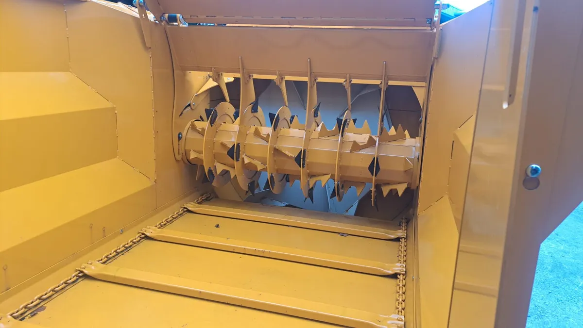 Lucas Castor 30 Straw Chopper - Image 2