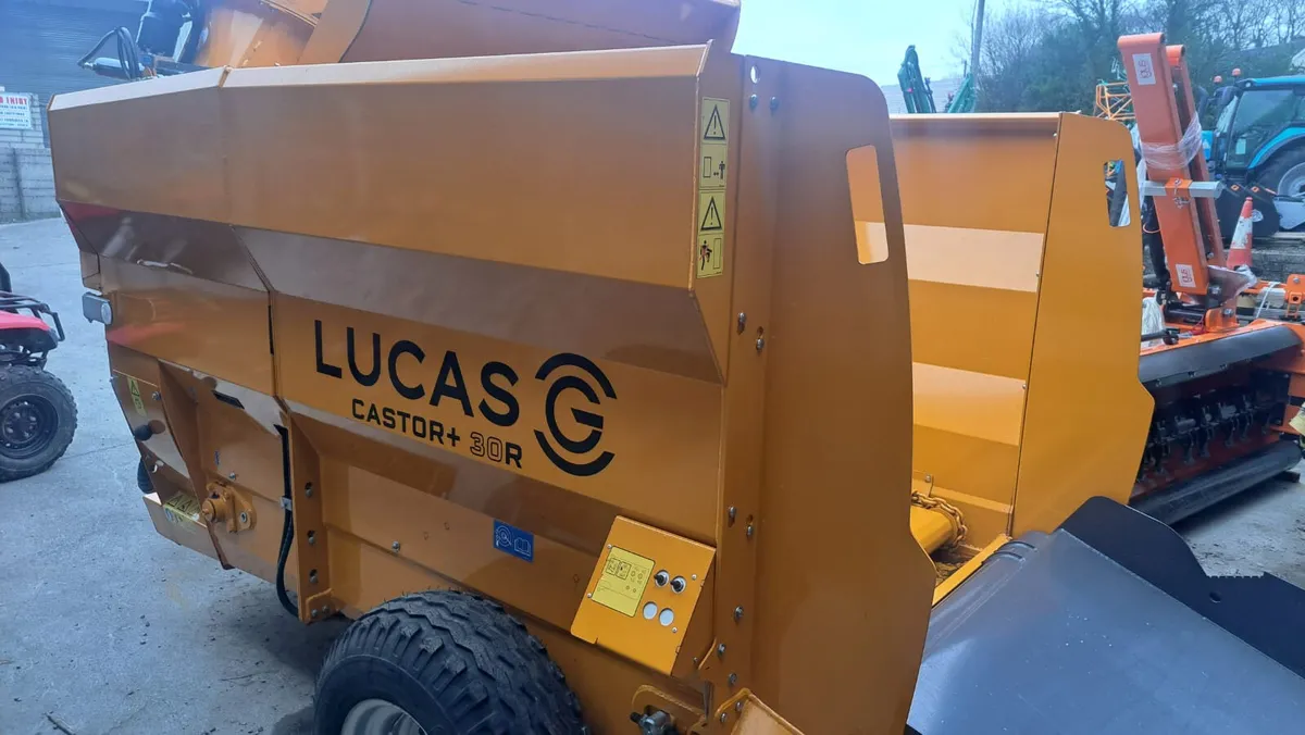 Lucas Castor 30 Straw Chopper - Image 3