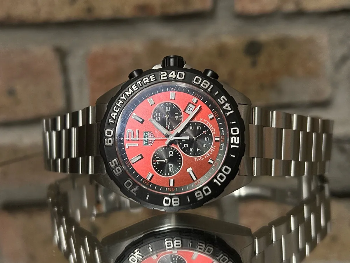 TAG Heuer Formula 1 Chronograph - Mens Wristwatch - Image 1