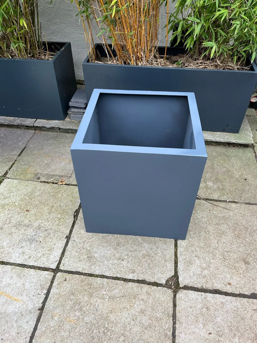 Steel garden planter LARGE - Image 4