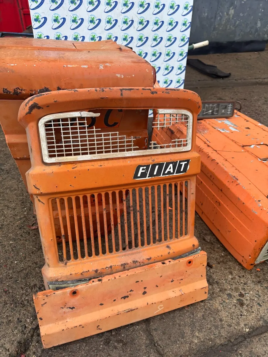 Large Selection of Universal/Fiat Tractor Parts - Image 4