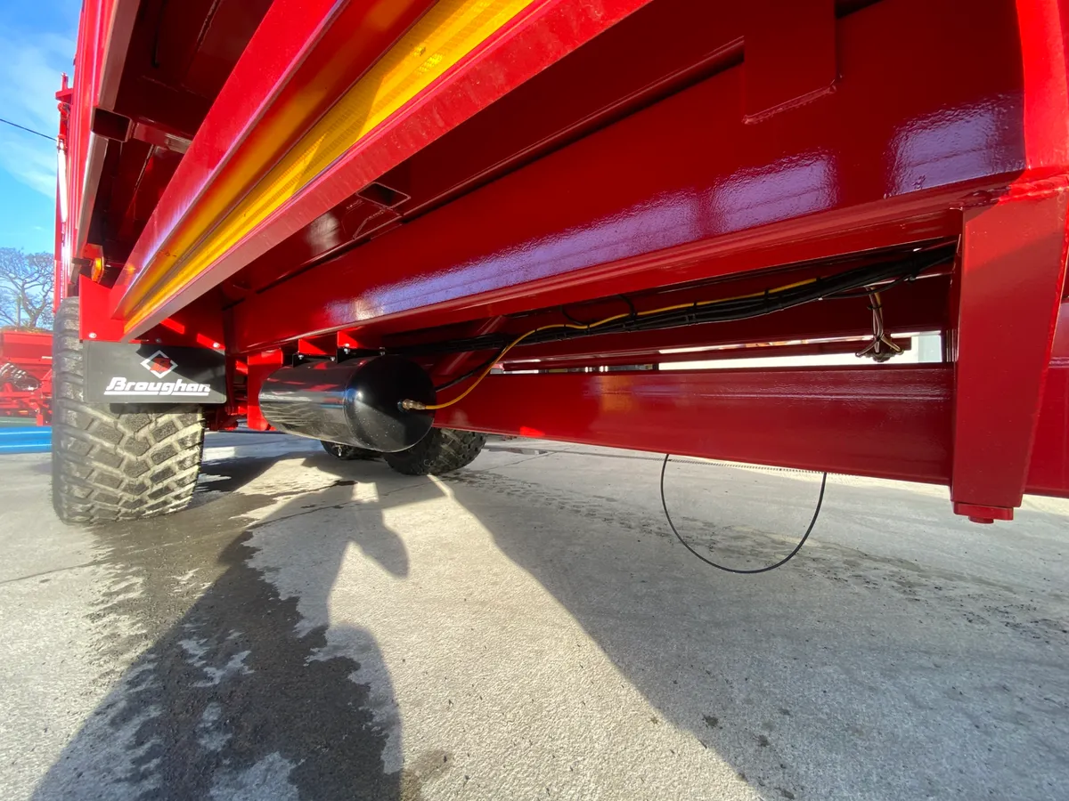 Broughan 22ft Silage trailer - Image 3