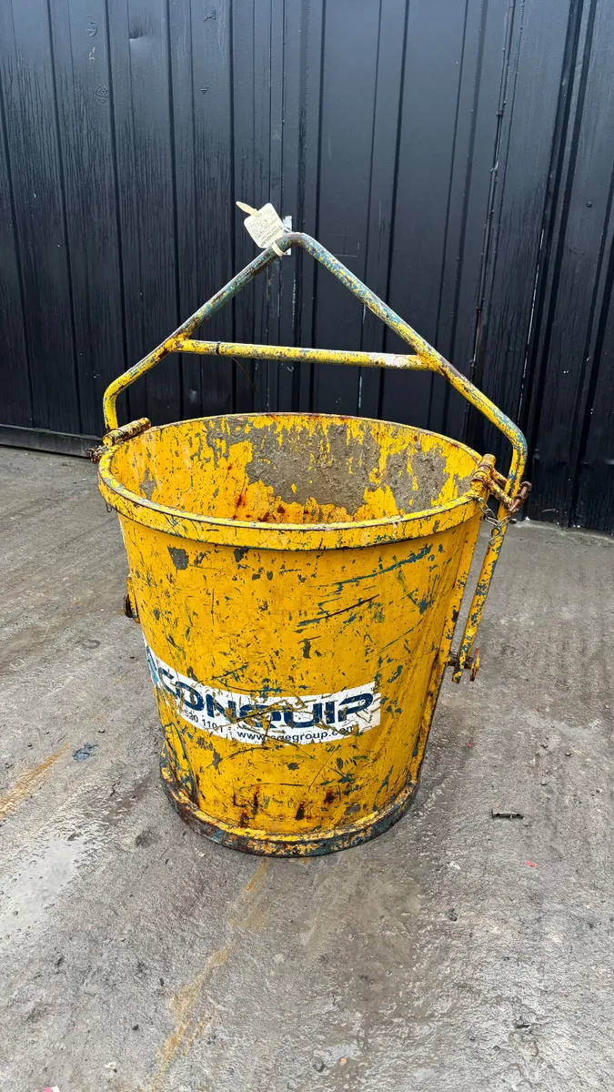 Conquip Concrete Pouring Bucket - Image 3