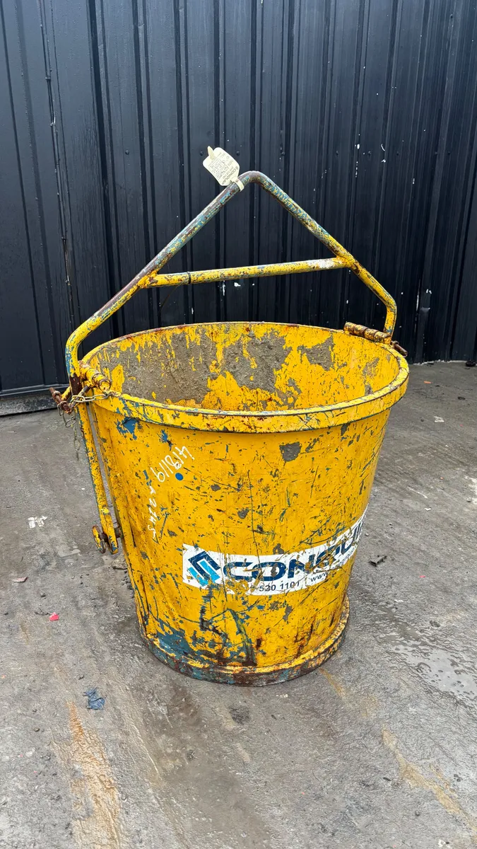 Conquip Concrete Pouring Bucket - Image 2