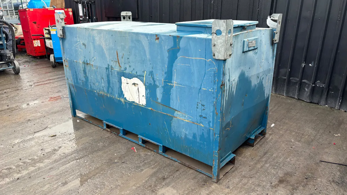 Conquip 2000L Fuel Bowser - Image 3