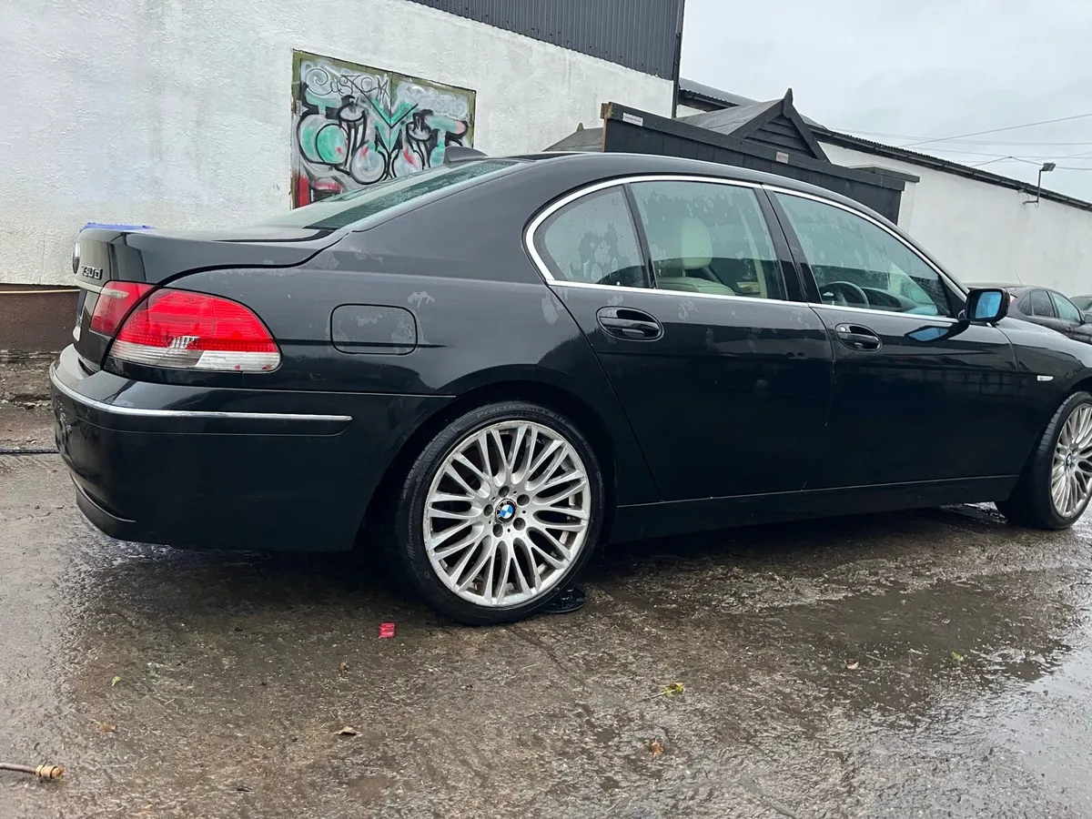 BMW 7-series - PARTS - Image 2