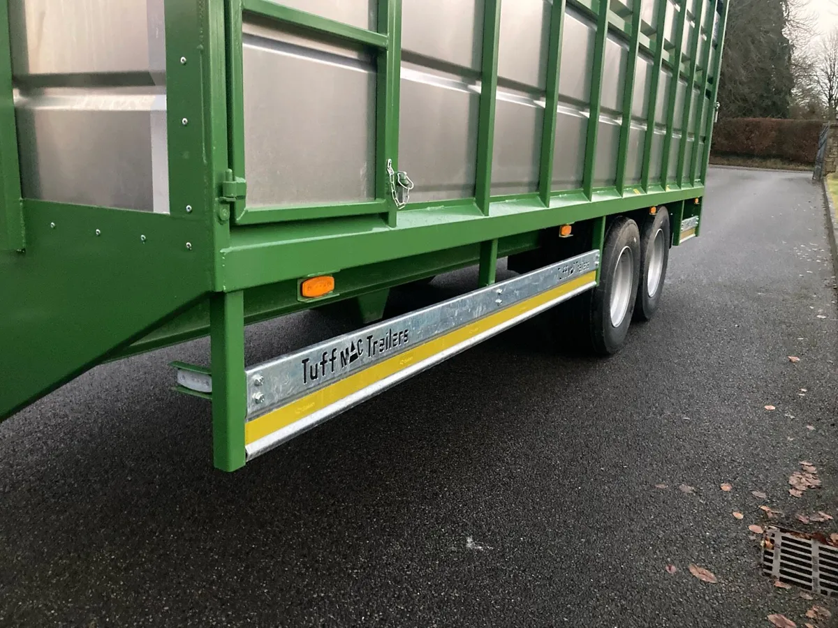New tuffmac 20 ft livestock trailer - Image 3