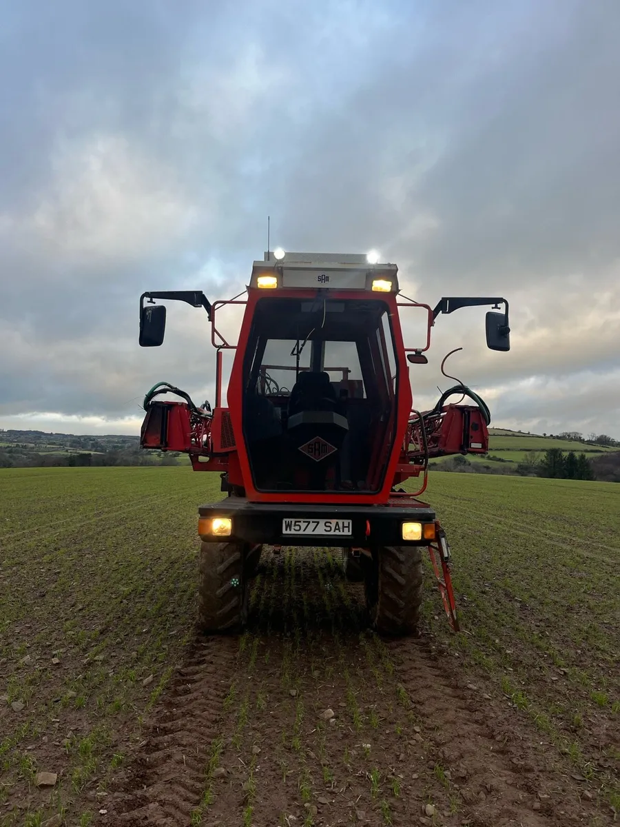 Sam self propelled sprayer - Image 1