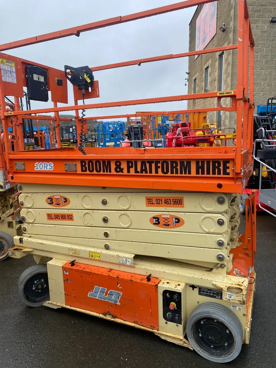 SCISSOR LIFTS - Image 3