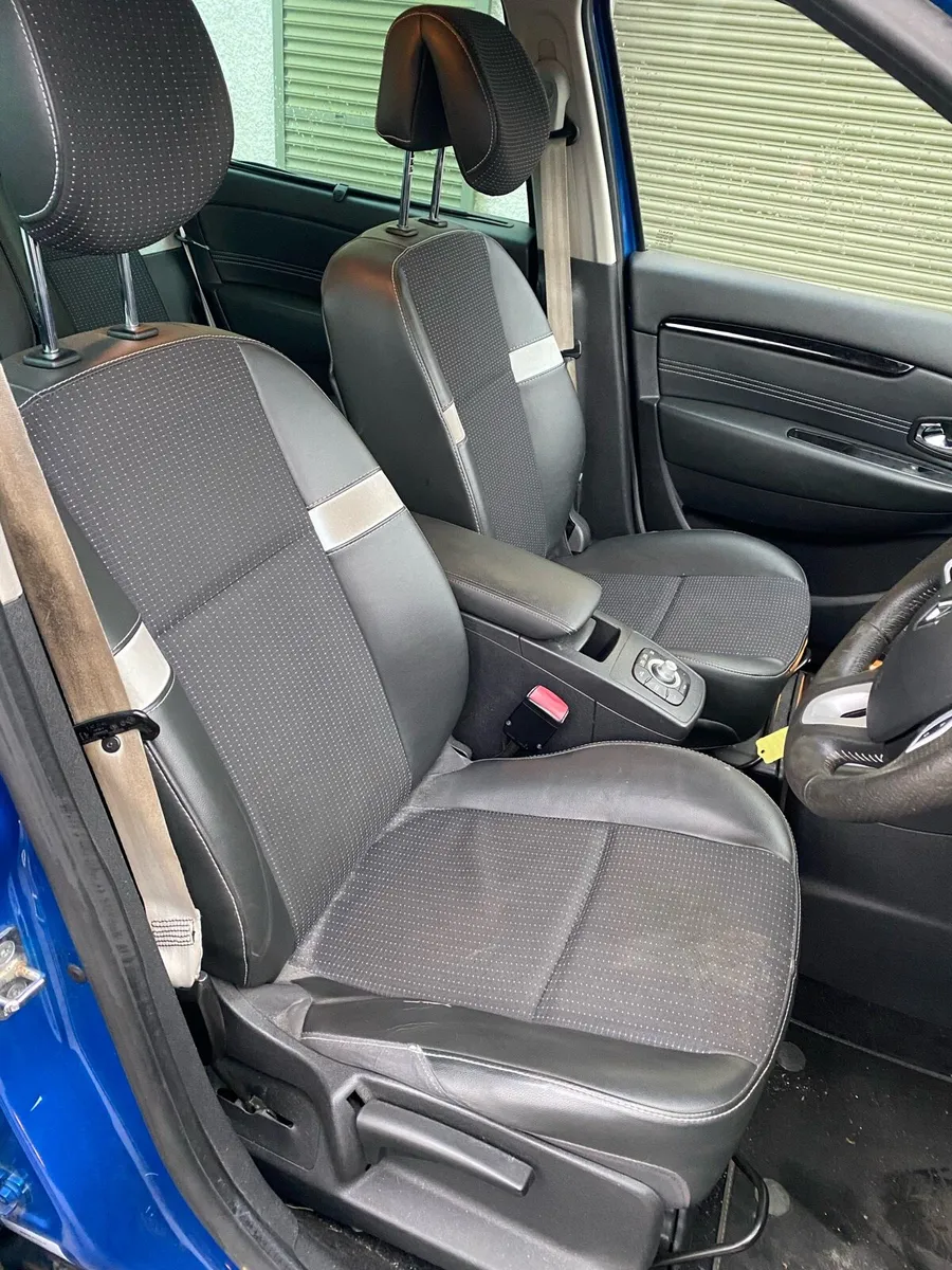 Renault Scenic 1.6dci for breaking - Image 4