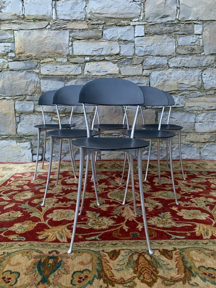 6 vintage Italian designer chairs by Zanotta. - Image 1