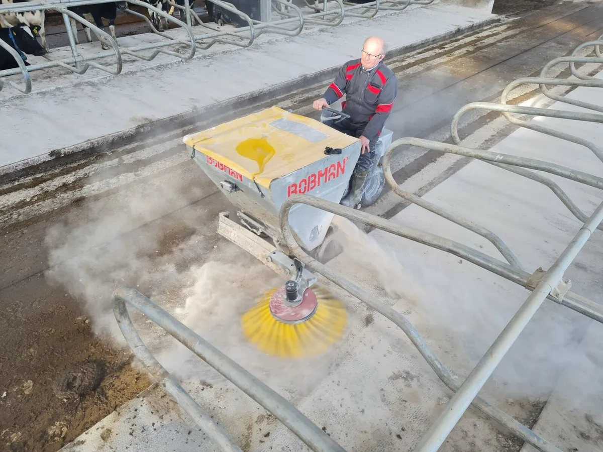 BOBMAN Cubicle Bedding Machines - Image 4