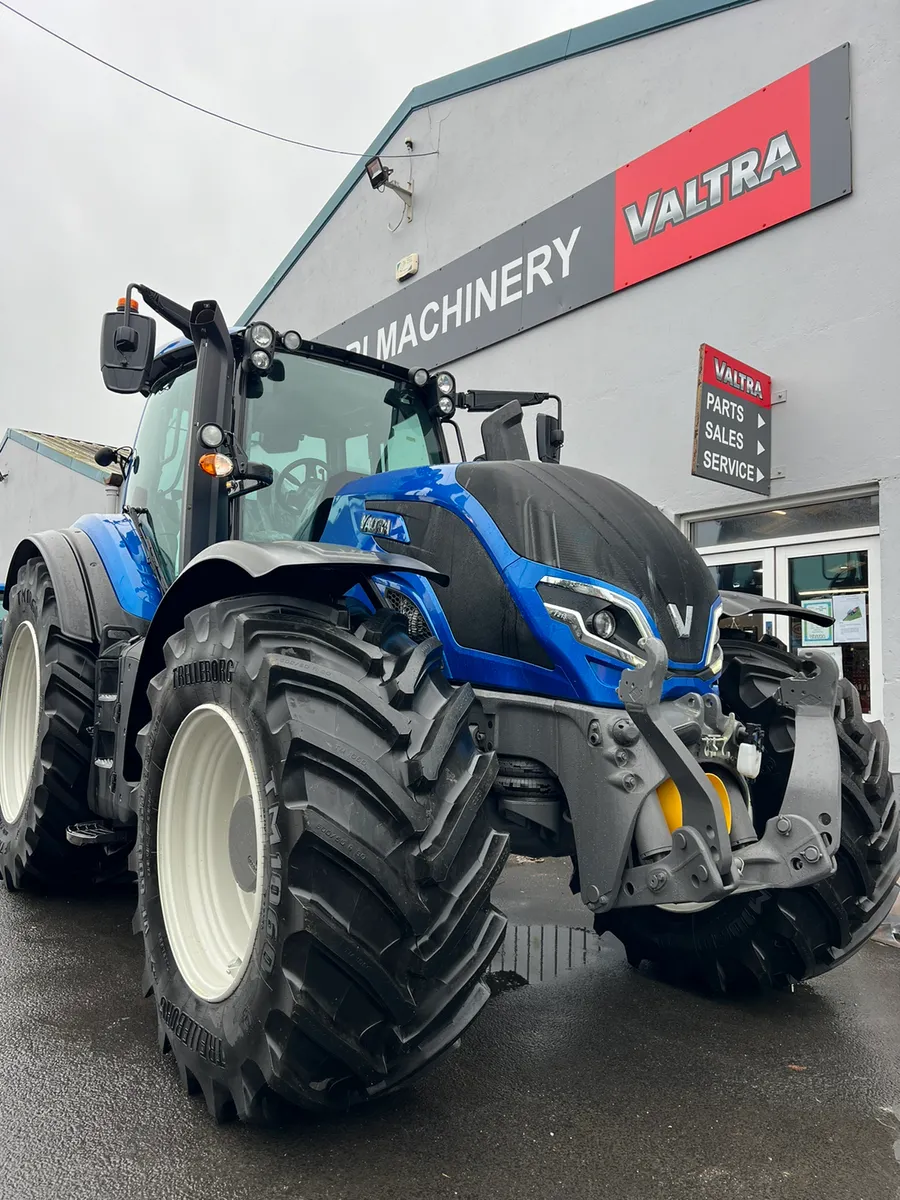 New Valtra T215 Direct with Full Spec Guidance - Image 1