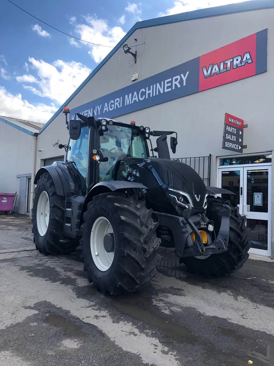 Show Stopper New Valtra T195 Direct Available - Image 4