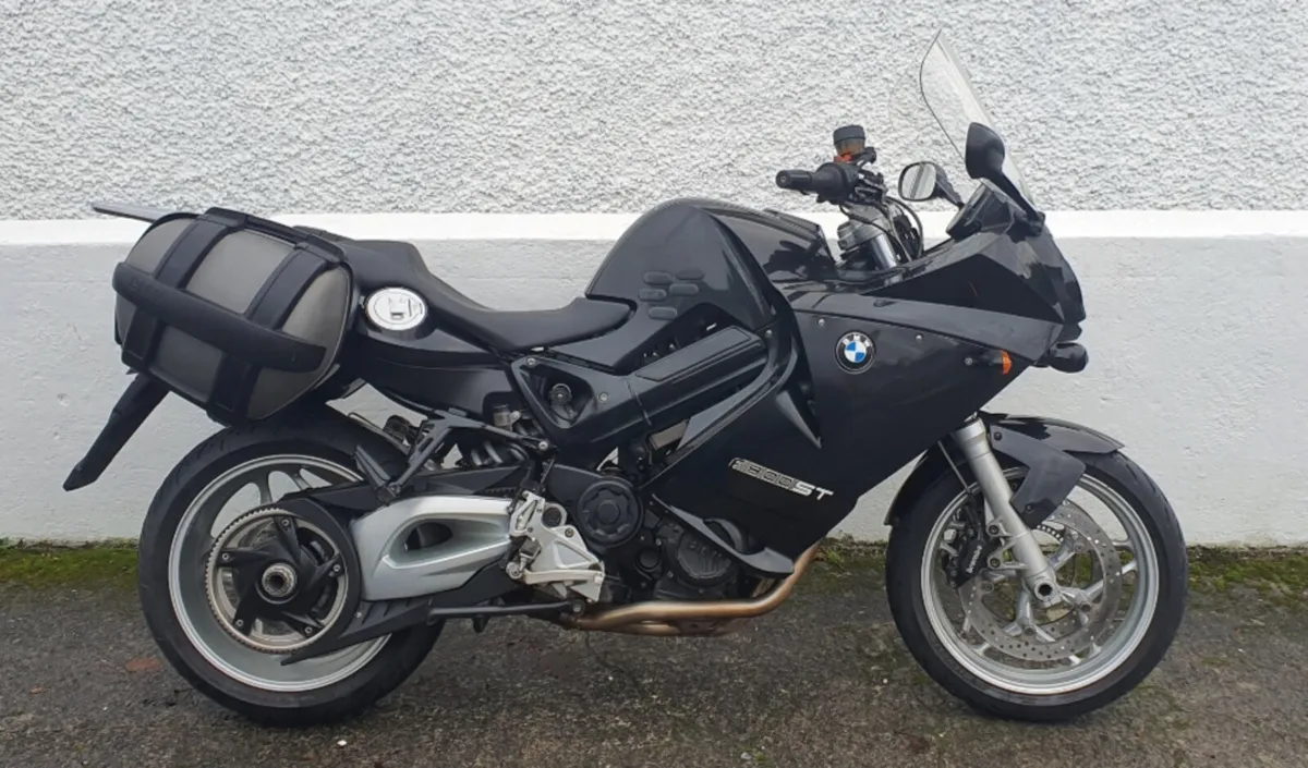 BMW F800ST @ Doyles Athlone - Image 1