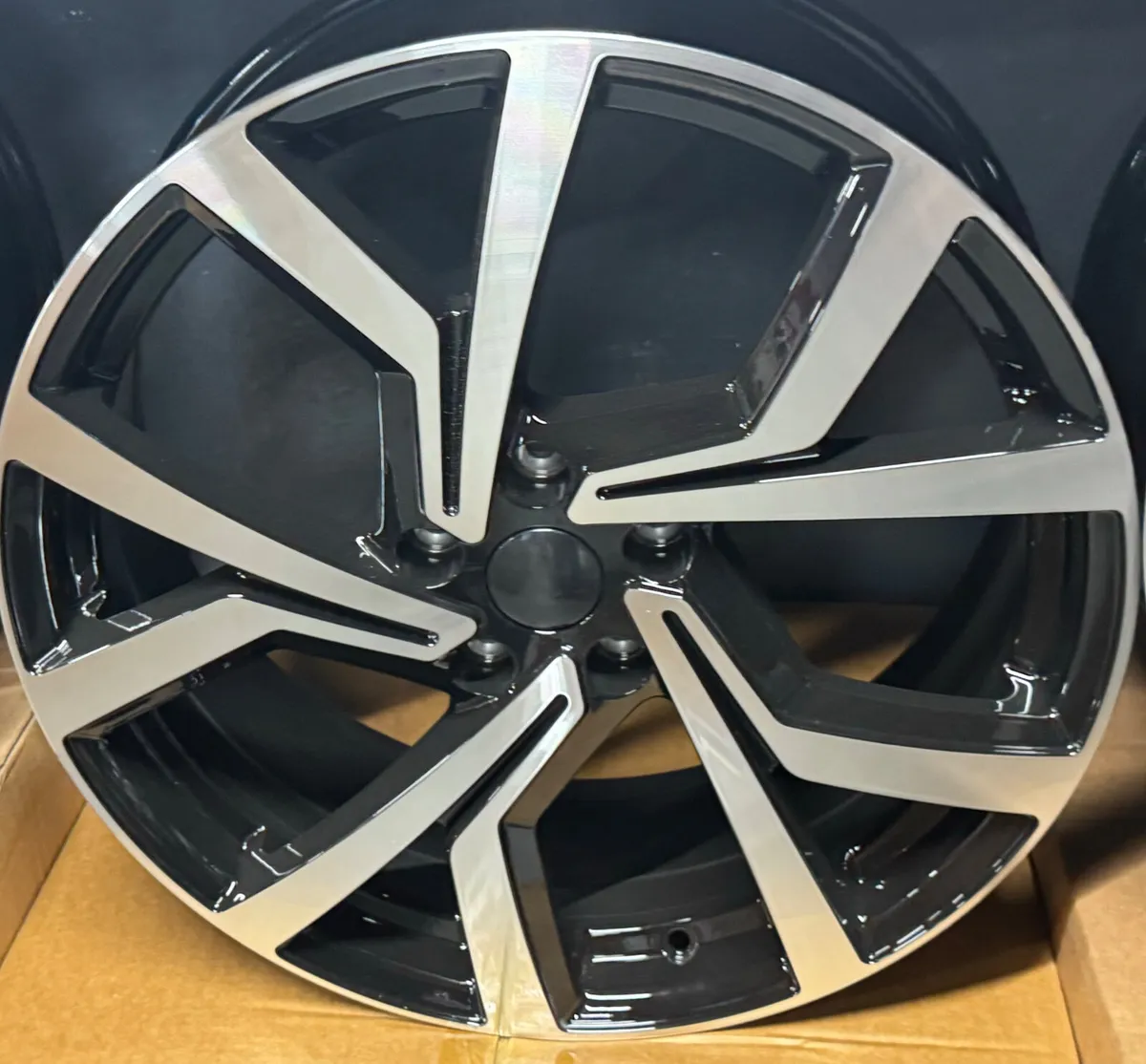 18” clubsport 5x112 alloys