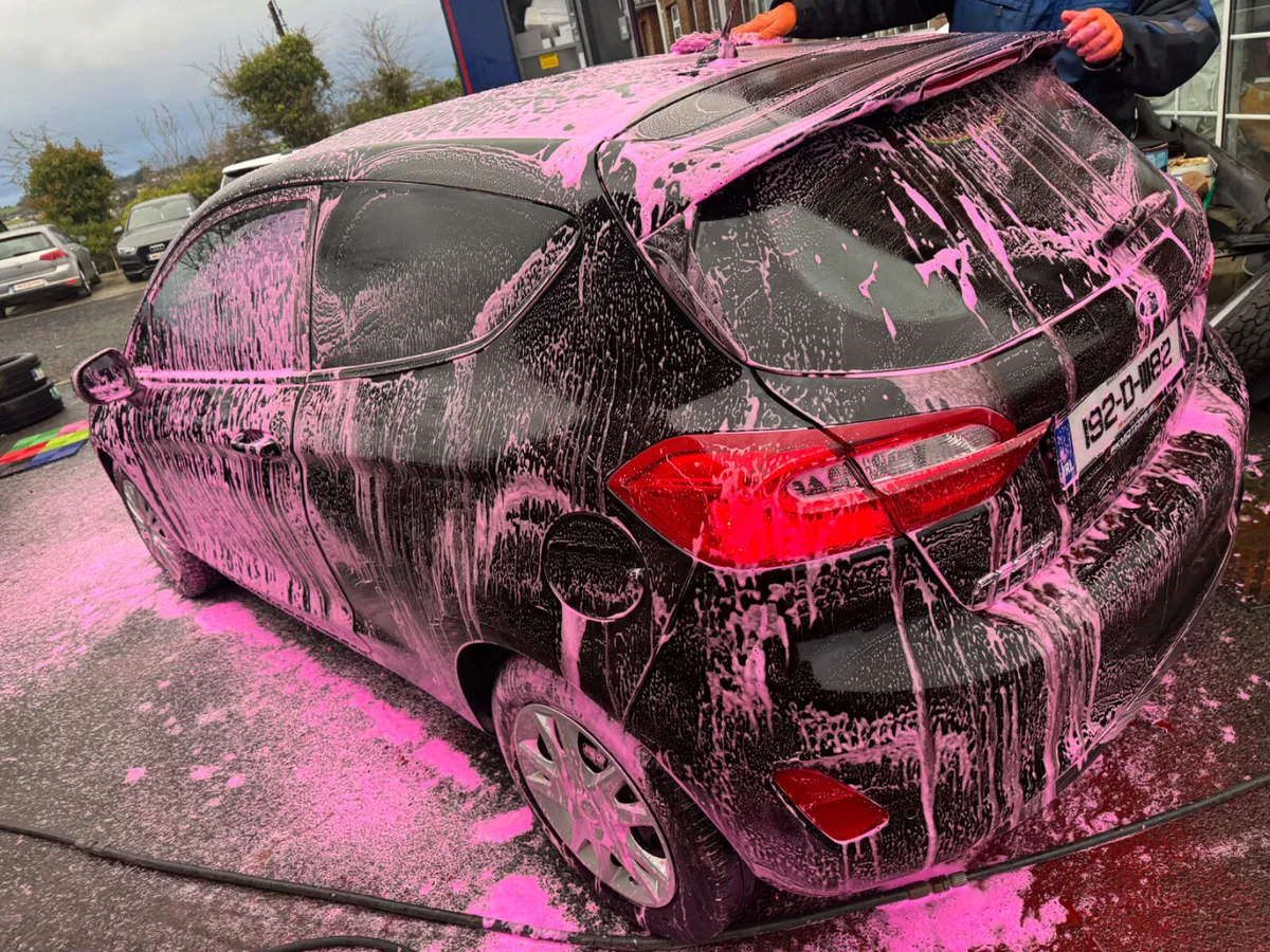 Pink snow foam delivered nationwide - Image 2