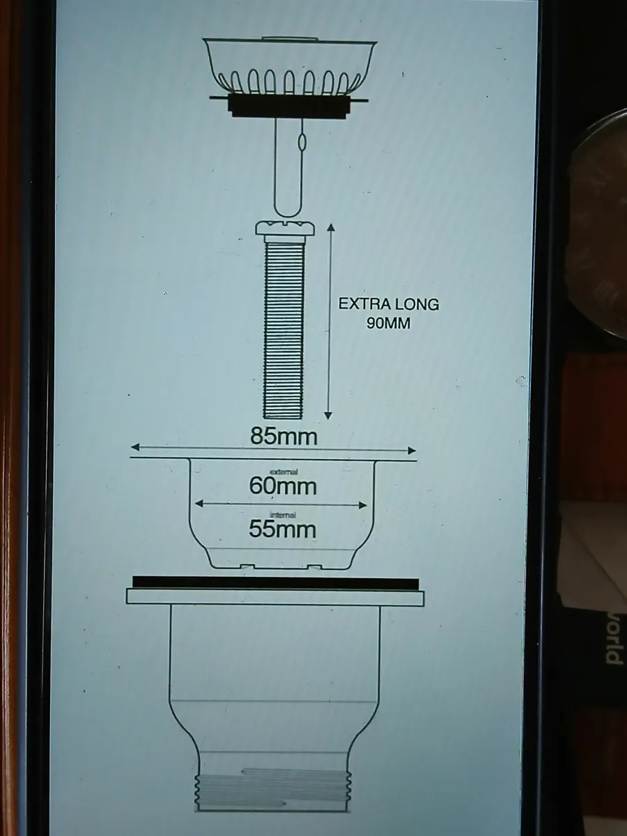 85mm Belfast sink chrome strainer and waste - Image 2