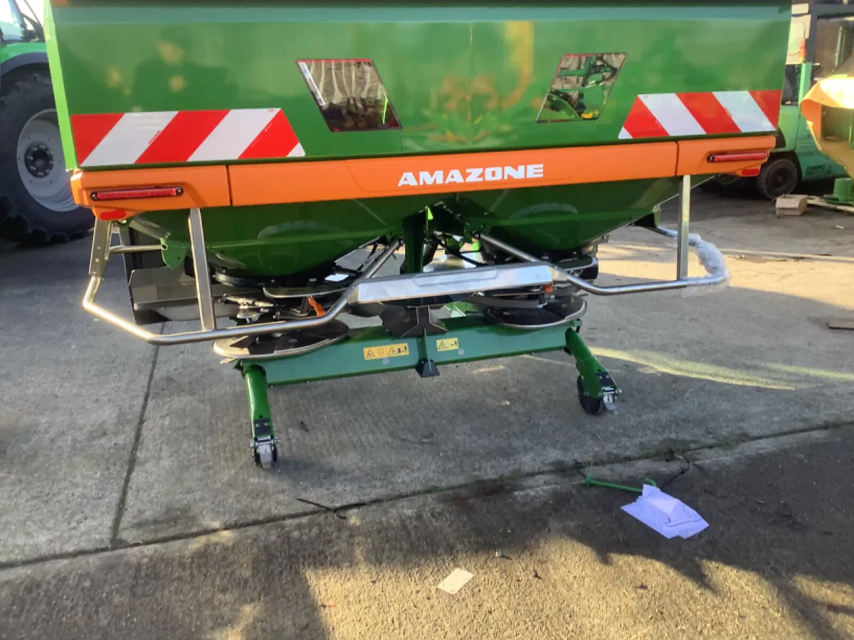 New Amazone Zav Ecoline Fertiliser spreader - Image 3