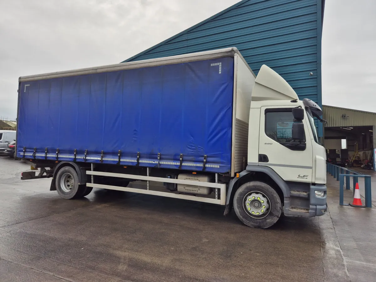 2017 DAF LF 18TON CURTAIN - Image 2