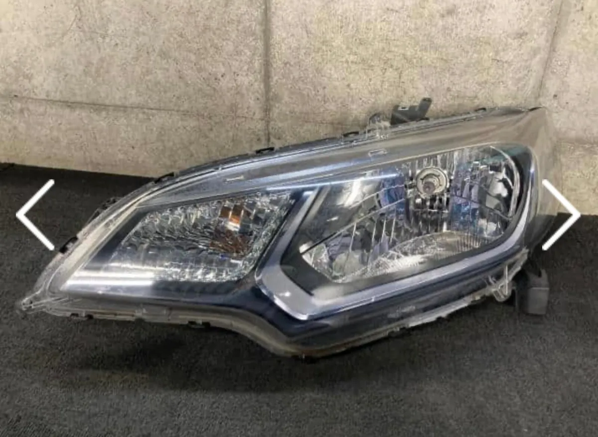 13-18 Honda Fit Gp5 Headlight - Image 1