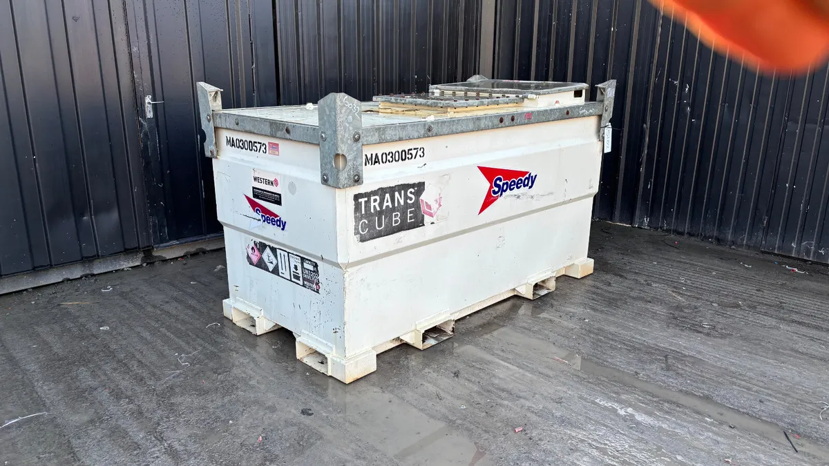 Western 2000L Diesel Tank - Image 3