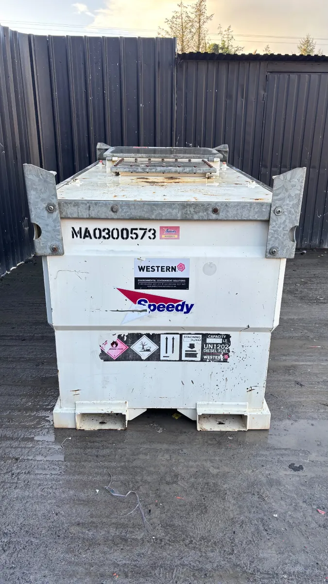 Western 2000L Diesel Tank - Image 4