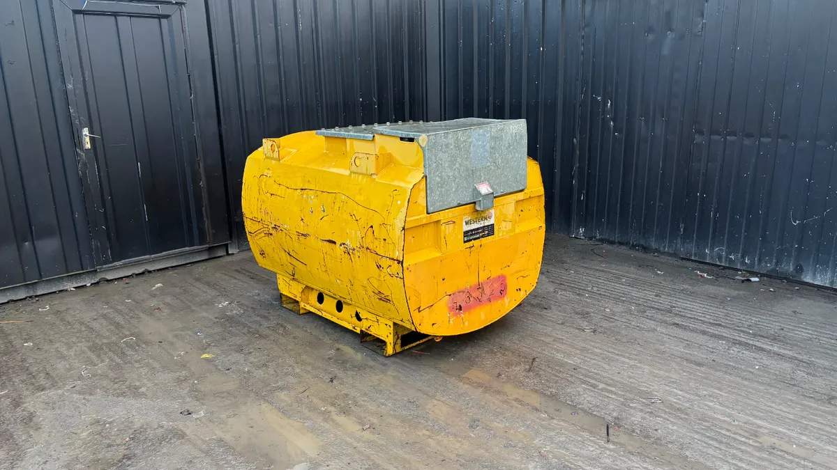 Choice of 5 Western 985L Bunded Fuel Bowser - Image 1