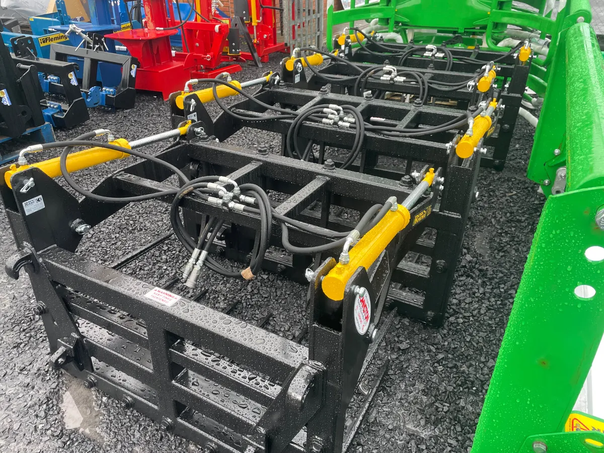 New Rossmore Tine grabs - Image 2