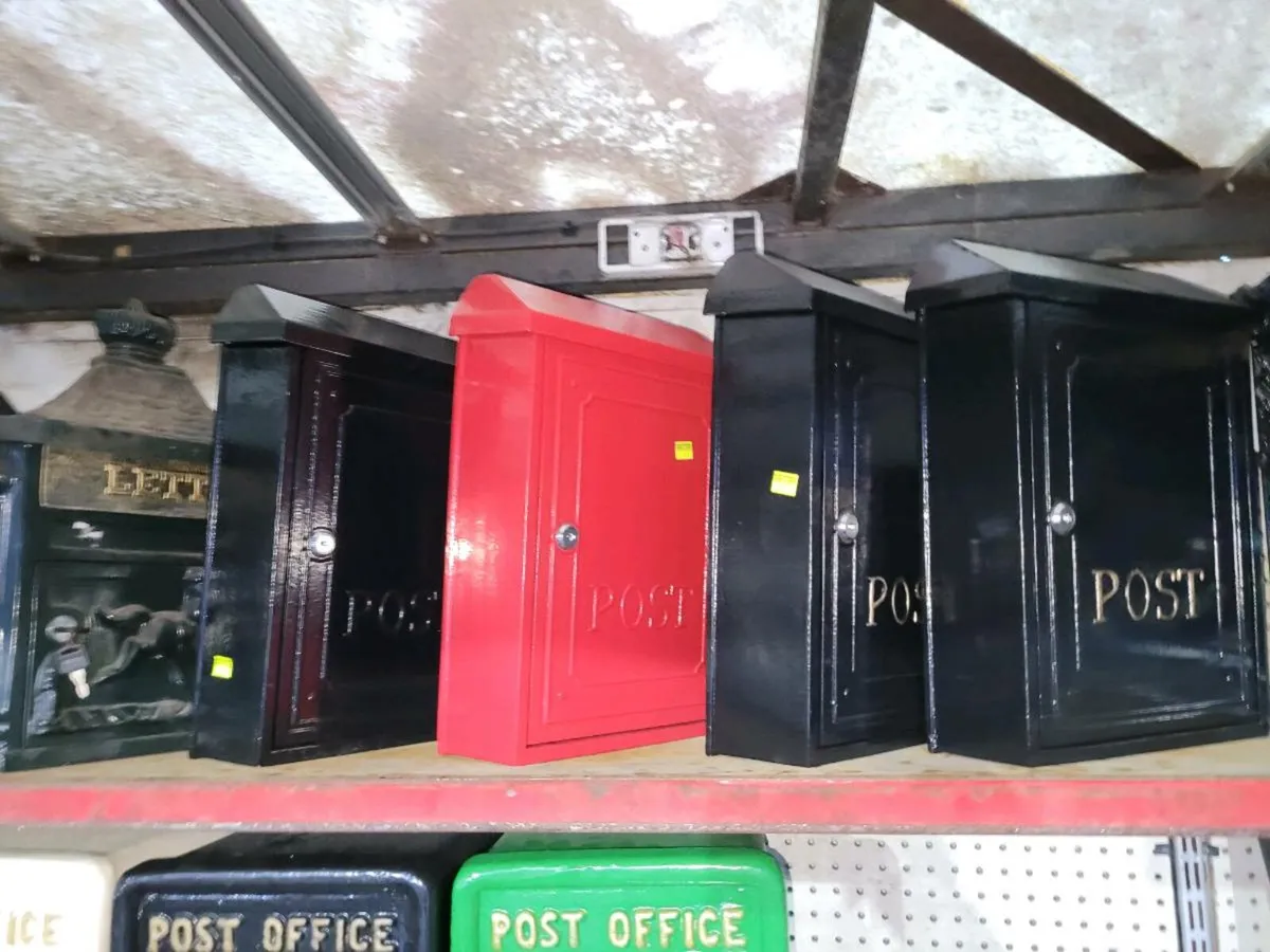 Cast iron wall mounted post box top opening - Image 1