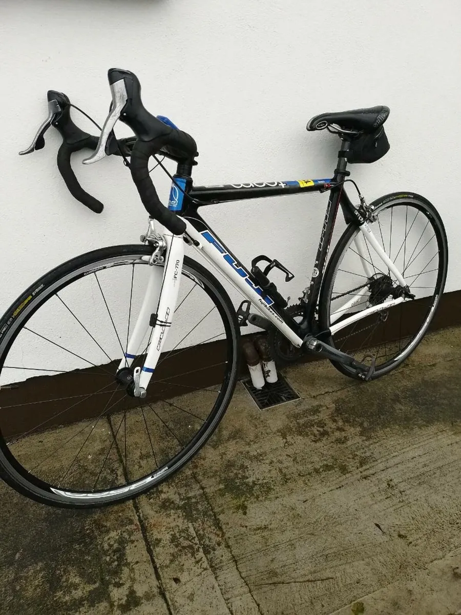 Racing bike - Image 1