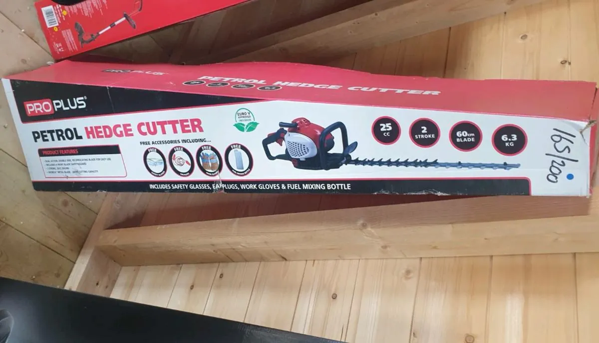 New proplus petrol 24'' hedge cutter - Image 2
