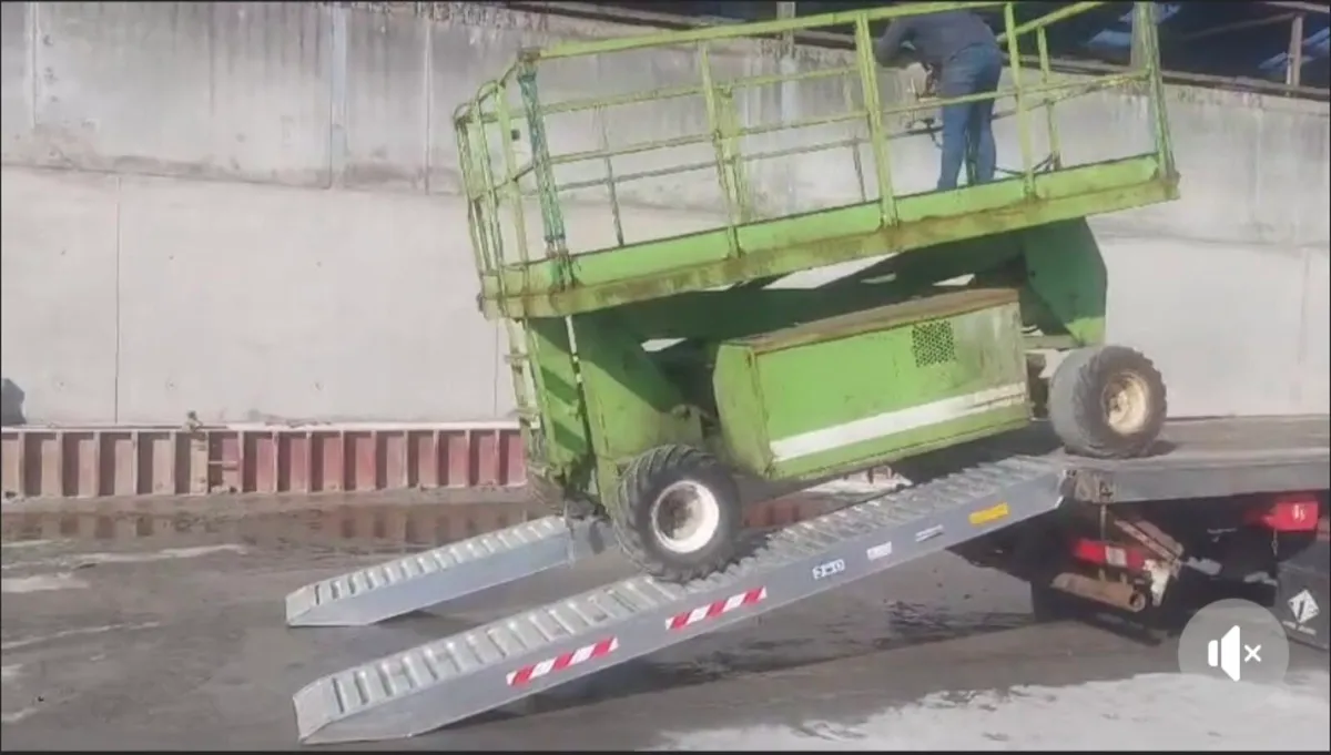 4mt 6.9ton lightweight aluminium loading ramps sui - Image 1