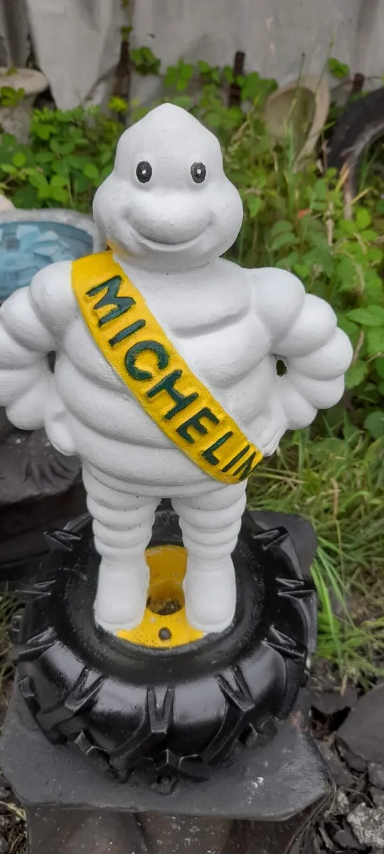 Stone Michelin man tyre ornament - Image 2