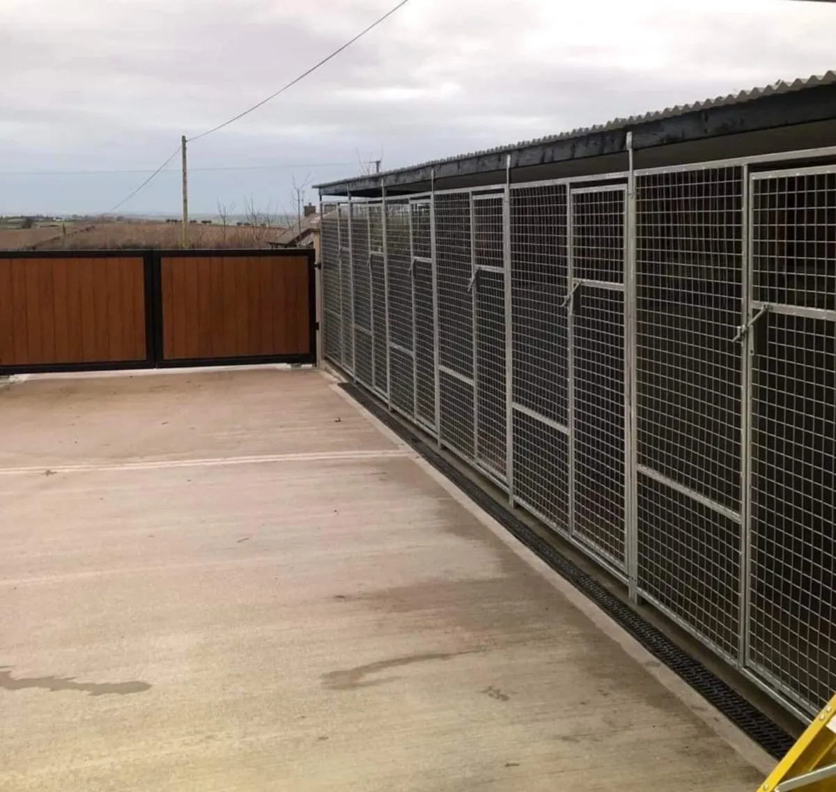 New galvanised dog pens cages enclosures - Image 4