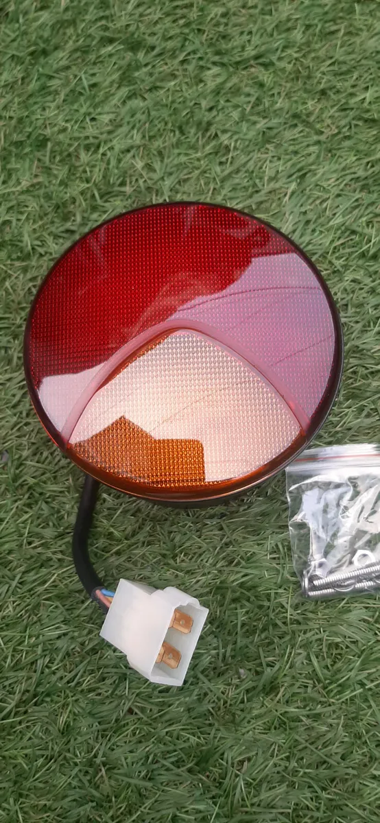 MF 5400,5600,5700,6400,6600,6700,7400,77,84 Series - Image 3