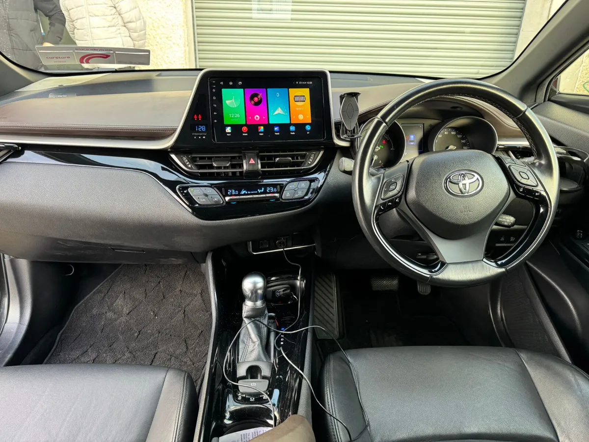 Toyota C-HR 9" Android radio Carplay Android Auto - Image 1