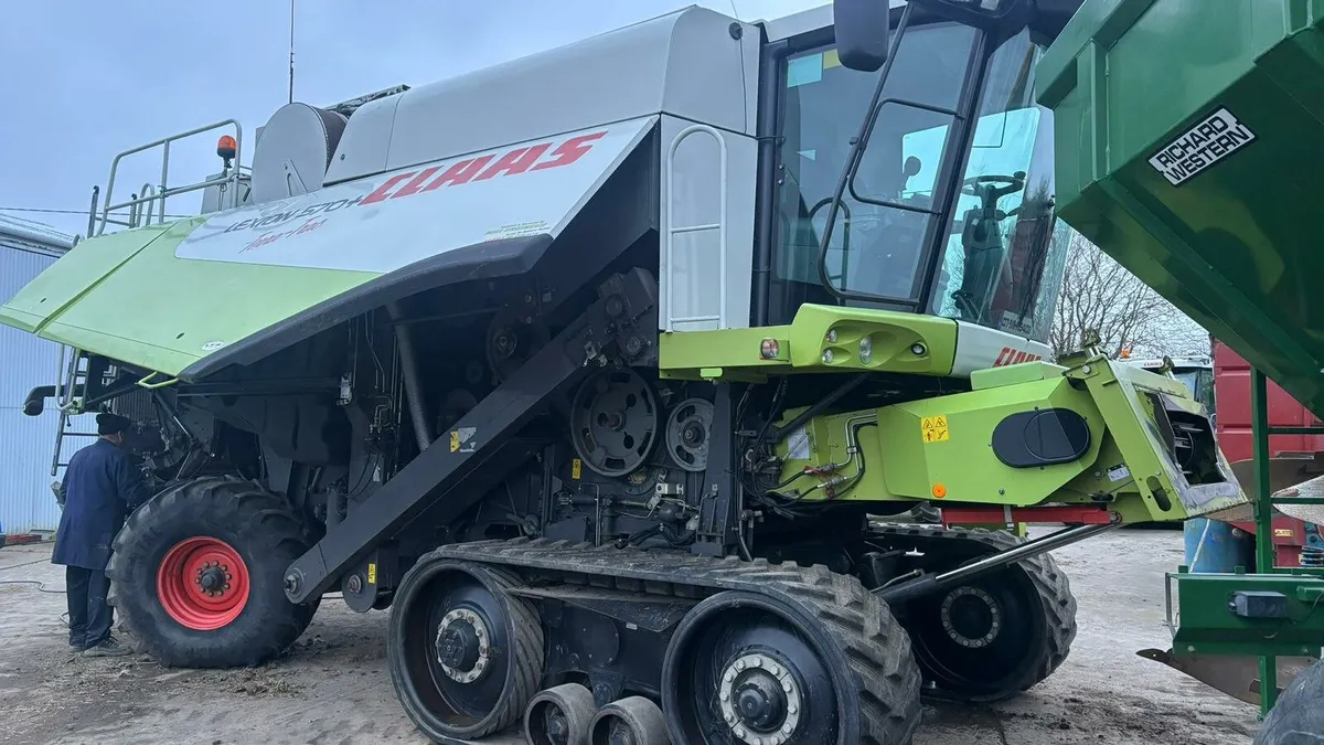 Claas Lexion 570+ TT - Image 4