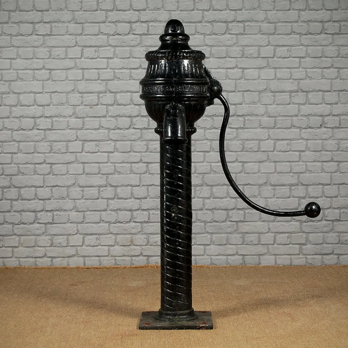 Cast iron cow tail pump Ballymena pump - Image 4