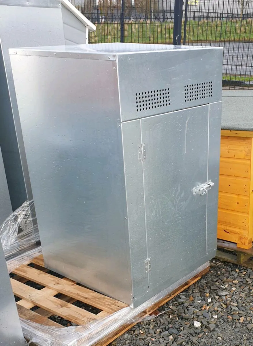 Galvanised boiler storage box gas bottle shed - Image 1