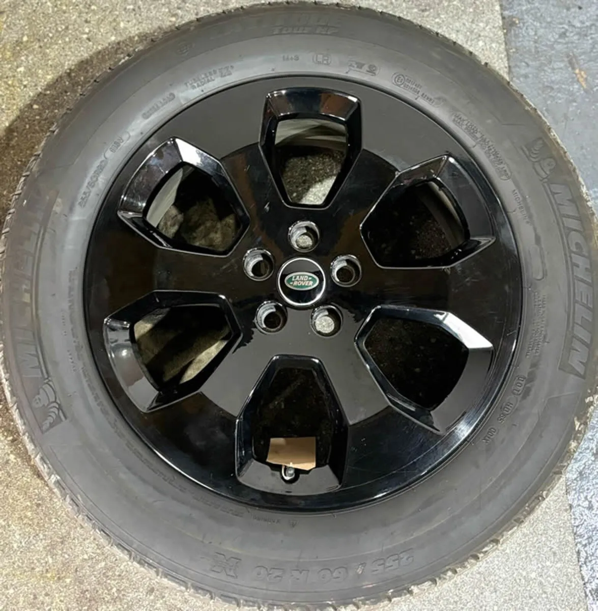 20" GENUINE OEM DEFENDER STYLE 6011 WHEELS & TYRES - Image 2