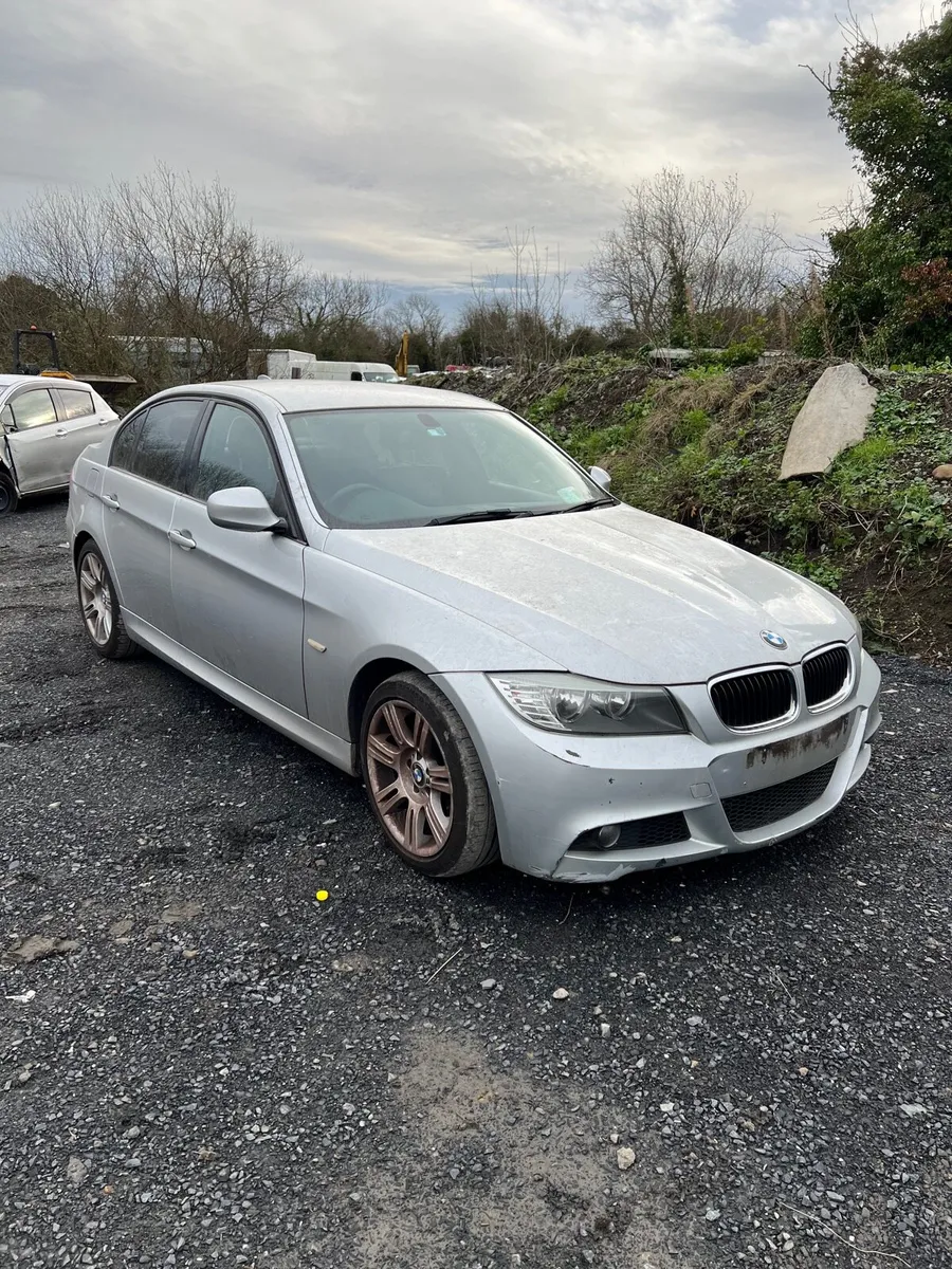 Breaking bmw 318d e90 M sport n47d20c 354/7 - Image 1