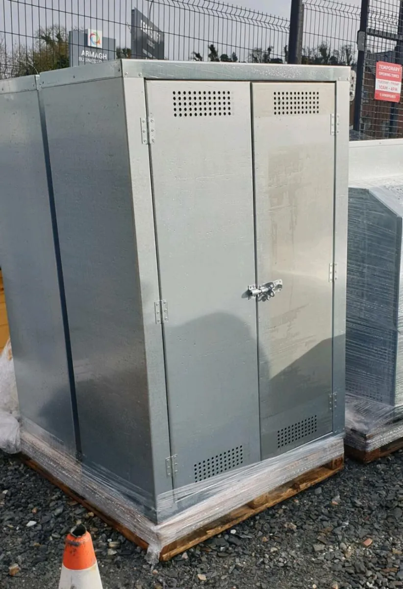 Galvanised gas cylinder bottles storage box boiler - Image 4